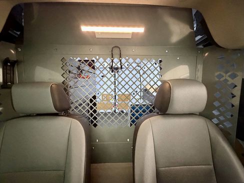 Used 2018 Ford Transit Connect XL image 26