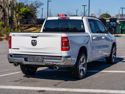 Used 2024 RAM 1500 Laramie image 7