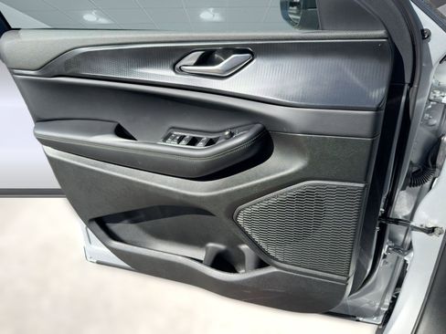 New 2025 Jeep Grand Cherokee L Laredo w/ Luxury Tech Group I image 30