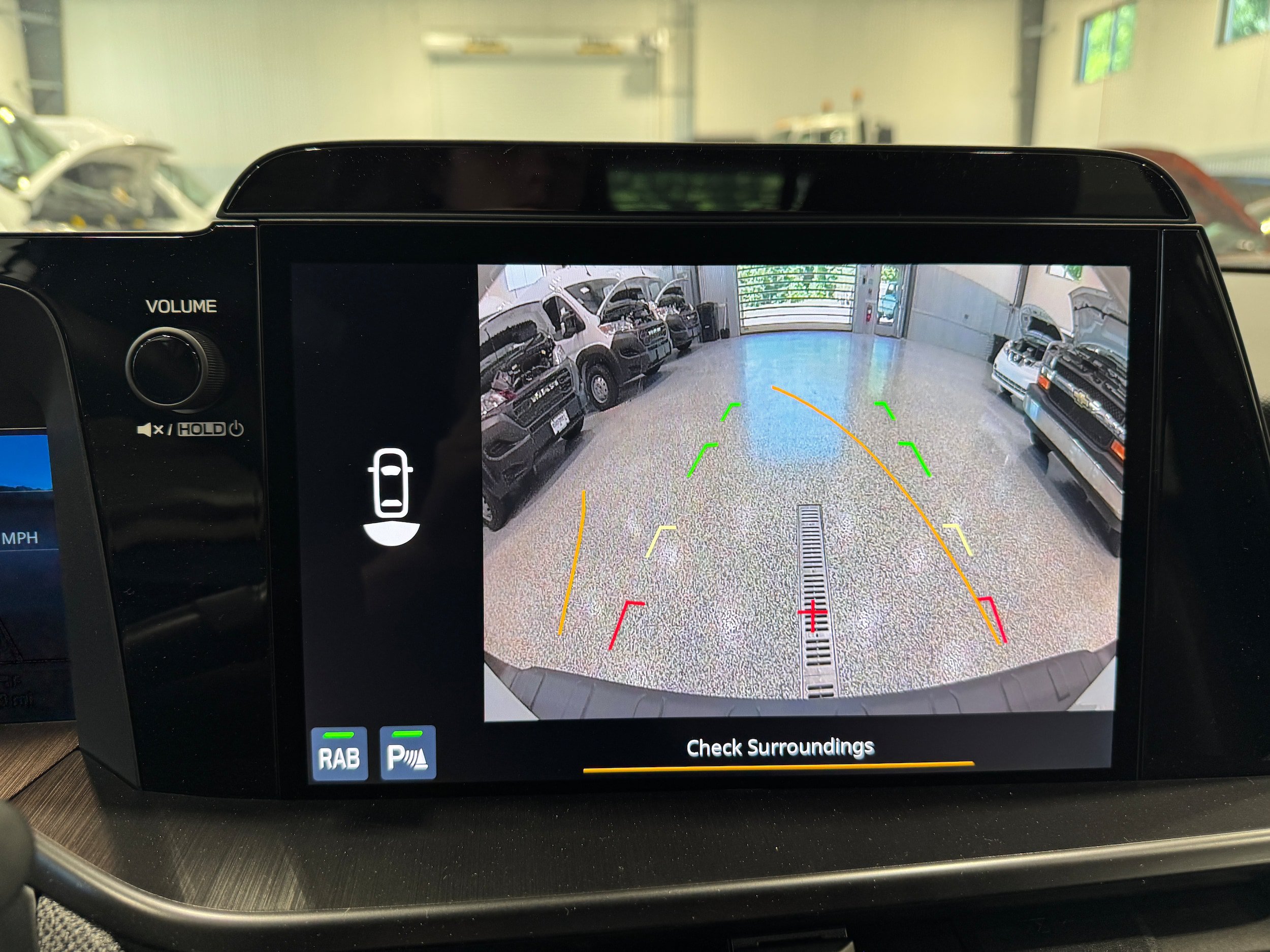 New 2026 Subaru Outback Limited AWD/4WD image 9