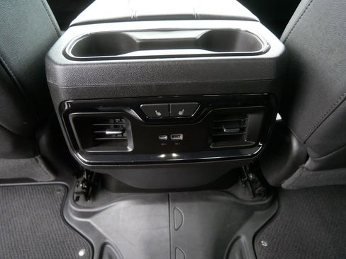 Used 2024 GMC Sierra 1500 AT4 AWD/4WD image 22