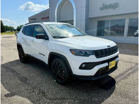 New 2025 Jeep Compass Latitude w/ Altitude Special Edition image 6