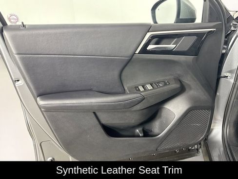 Used 2024 Mitsubishi Outlander SE image 15