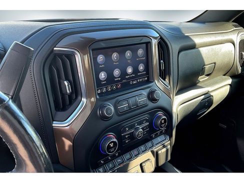 Used 2020 Chevrolet Silverado 2500 High Country w/ Z71 Off-Road Package image 10