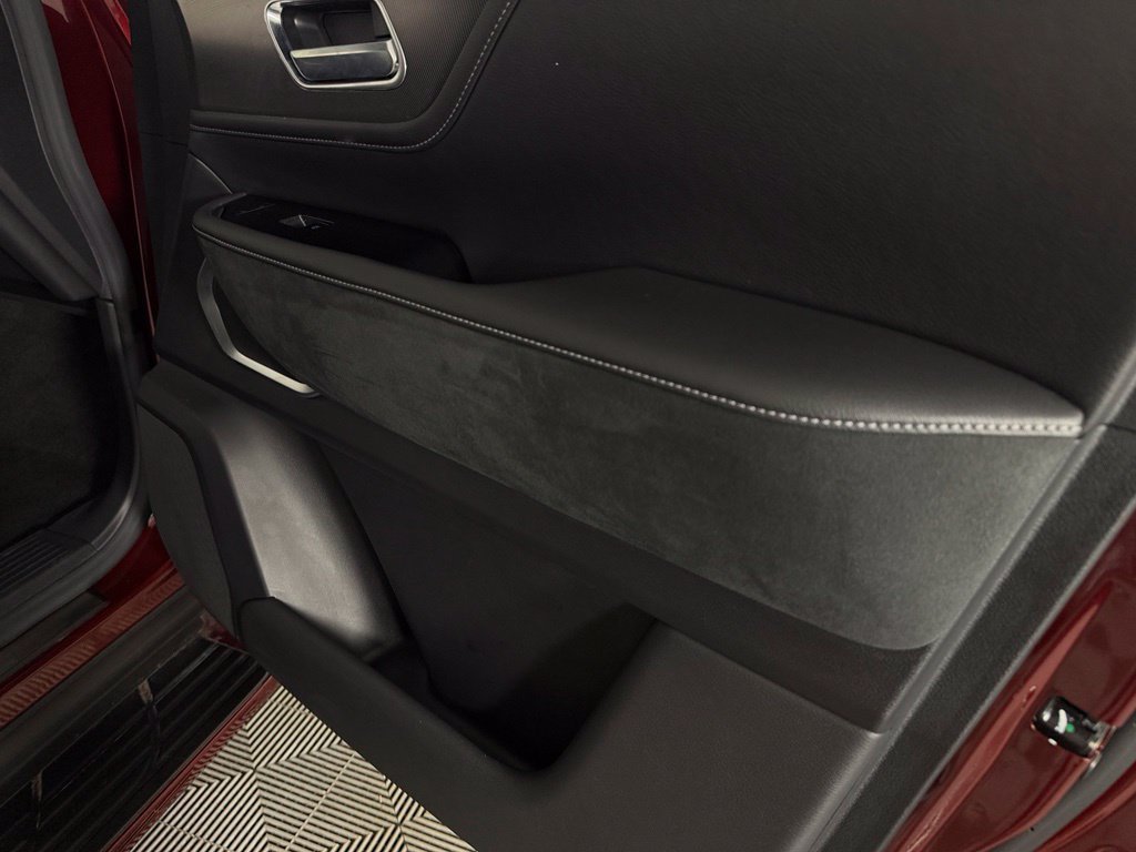 Used 2025 INFINITI QX80 Luxe RWD image 35