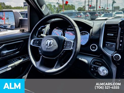 Used 2025 RAM 1500 Laramie AWD/4WD image 18