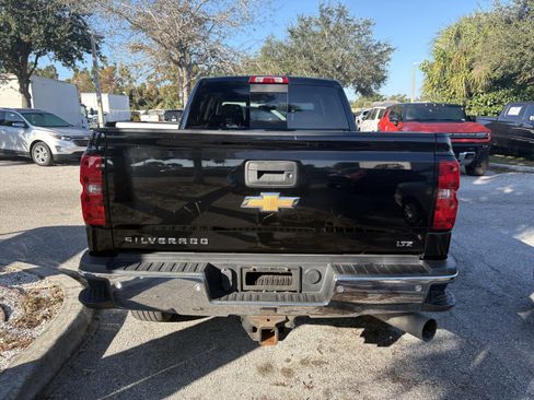 Used 2016 Chevrolet Silverado 2500 LTZ w/ Duramax Plus Package image 6