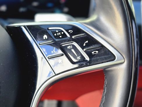 Used 2023 Mercedes-Benz S 580 4MATIC Sedan w/ AMG Line image 24