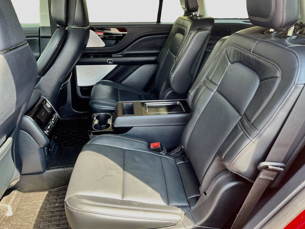 Used 2025 Lincoln Aviator Reserve w/ Equipment Group 201A AWD/4WD image 26