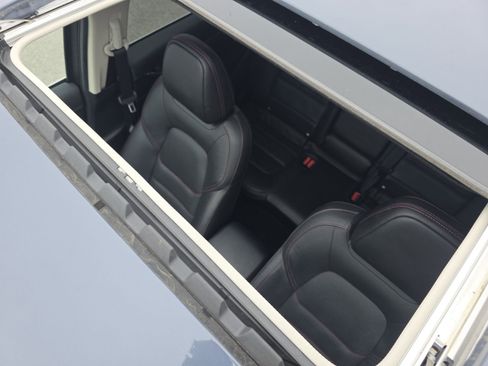 Used 2023 MAZDA CX-5 Carbon Edition image 4