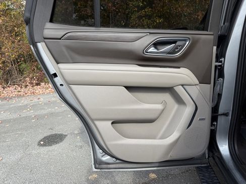 Certified 2023 Chevrolet Tahoe Z71 w/ Luxury Package image 55