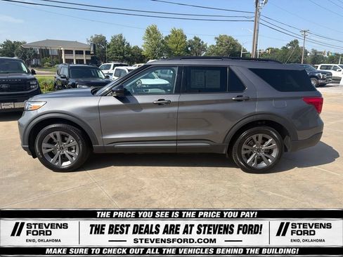 Used 2023 Ford Explorer XLT w/ Equipment Group 202A AWD/4WD image 9