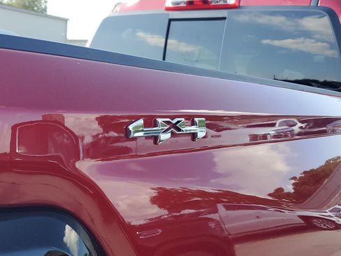 New 2026 GMC Canyon Elevation w/ Convenience Package AWD/4WD image 9