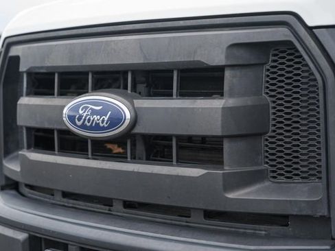 Used 2015 Ford F150 XL w/ Trailer Tow Package AWD/4WD image 12