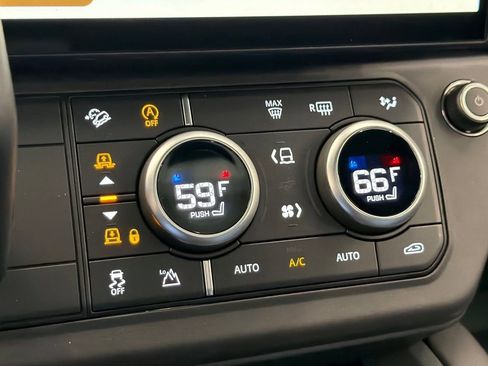 New 2026 Land Rover Range Rover SE AWD/4WD image 18