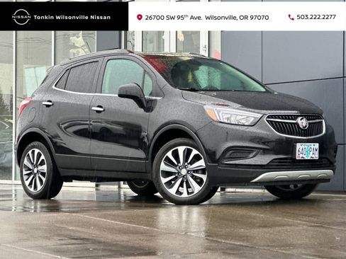 Used 2021 Buick Encore Preferred image 1