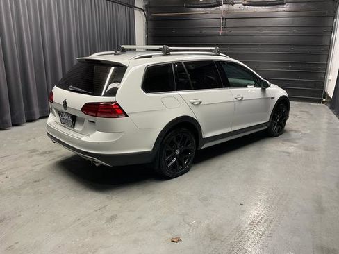 Used 2019 Volkswagen Golf Alltrack SEL image 5
