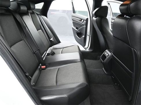 Certified 2022 Honda Accord Sport image 10