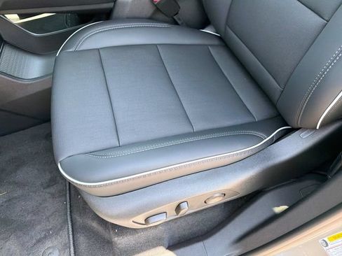 New 2026 Buick Enclave Preferred w/ Power Package FWD image 17