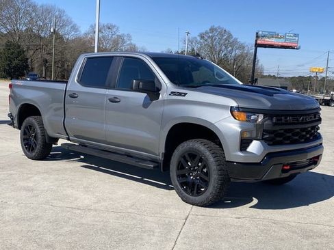 New 2026 Chevrolet Silverado 1500 Custom Trail Boss w/ LPO, Dark Essentials Package image 9