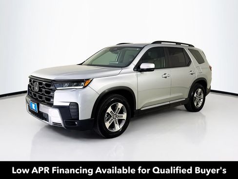 Used 2026 Honda Pilot EX-L image 3