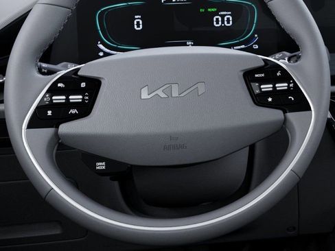 New 2026 Kia Niro FWD image 22