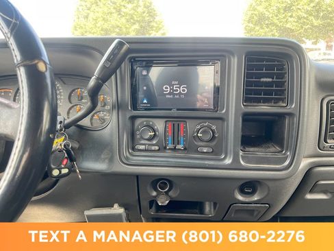 Used 2003 Chevrolet Silverado 2500 LS w/ Skid Plate Package AWD/4WD image 17