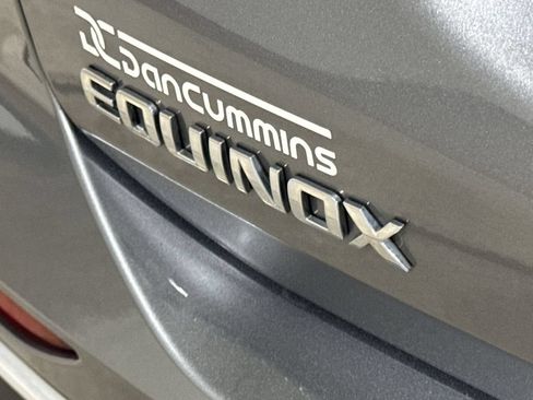 Used 2018 Chevrolet Equinox LT FWD image 25