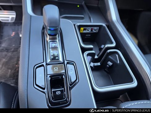 New 2026 Lexus TX 500h AWD image 19