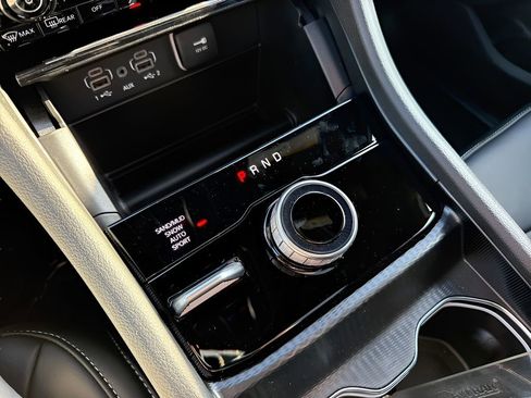 New 2025 Jeep Grand Cherokee Limited w/ Trailer Tow Package image 34