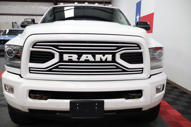 Used 2018 RAM 3500 Laramie w/ Sport Appearance Group AWD/4WD image 17