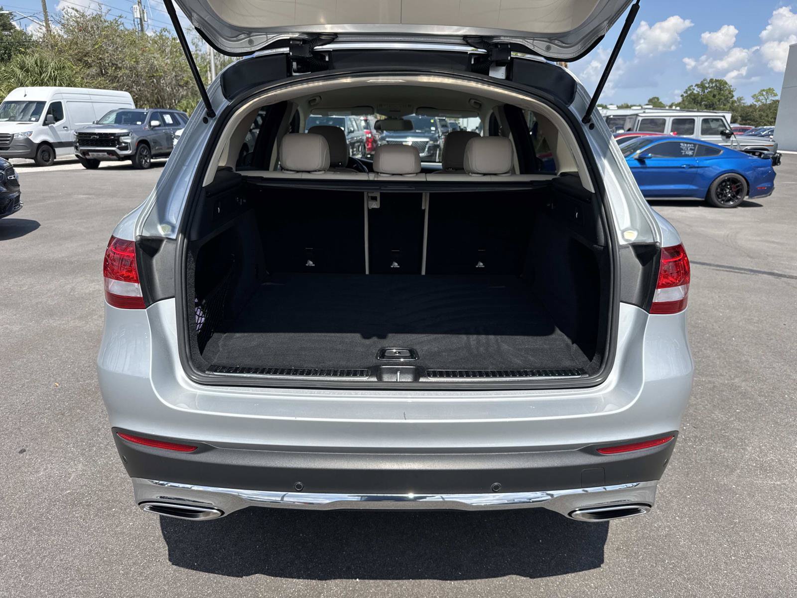 Used 2019 Mercedes-Benz GLC 300 image 11