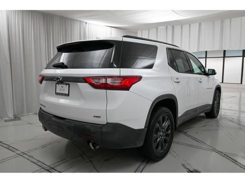 Used 2019 Chevrolet Traverse RS image 7