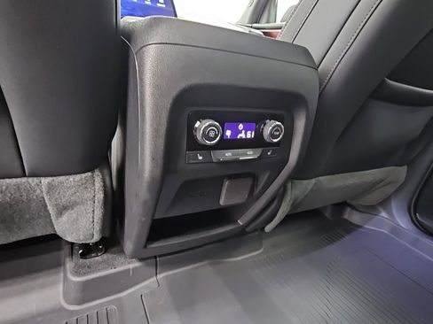 Used 2024 Chevrolet Traverse RS w/ LPO, Floor Liner Package image 34