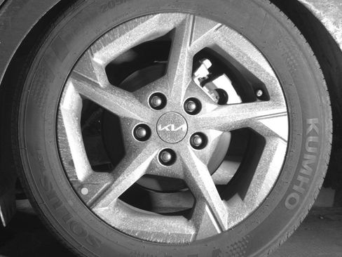 Used 2025 Kia K4 image 11