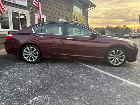 Used 2013 Honda Accord Sport image 4
