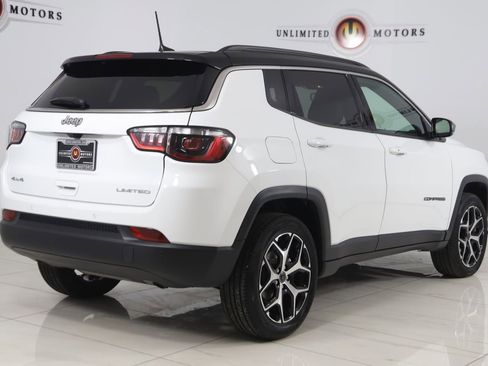 Used 2025 Jeep Compass Limited image 3