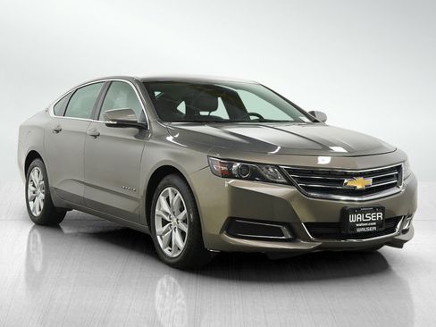 Used 2017 Chevrolet Impala LT FWD image 7