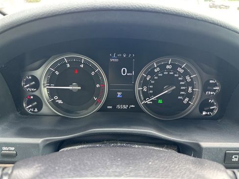 Used 2018 Toyota Land Cruiser AWD/4WD image 11
