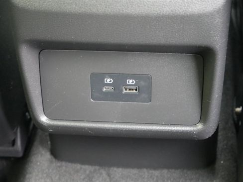 Certified 2023 Nissan Rogue SV image 25