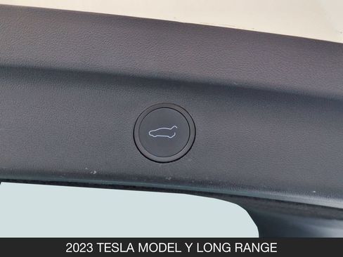 Used 2023 Tesla Model Y Long Range AWD/4WD image 25