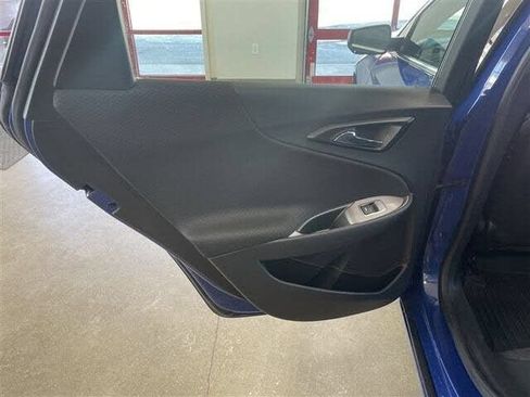 Used 2023 Chevrolet Malibu LS FWD image 24