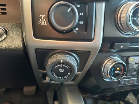 Used 2017 Ford F150 Lariat w/ Equipment Group 502A Luxury image 21