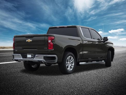 Used 2023 Chevrolet Silverado 1500 LTZ w/ Z71 Off-Road Package AWD/4WD image 22