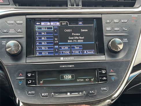 Used 2014 Toyota Avalon Limited image 14