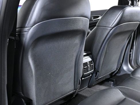 Used 2016 Mercedes-Benz GLA 250 4MATIC image 28