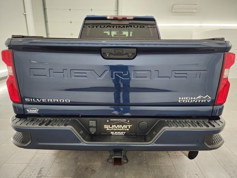 Used 2021 Chevrolet Silverado 2500 High Country w/ Z71 Off-Road Package image 30