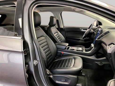 Certified 2024 Ford Edge SEL w/ Convenience Package AWD/4WD image 7