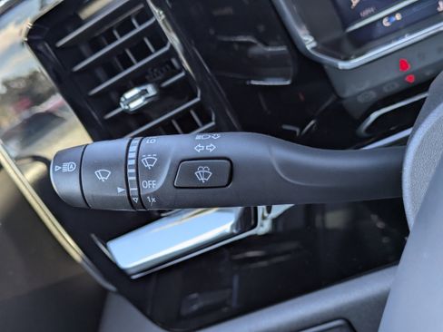 Used 2023 Chevrolet Silverado 1500 LT Trail Boss w/ Protection Package image 16