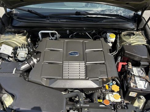 Used 2019 Subaru Outback 3.6R Limited w/ Popular Package #2 AWD/4WD image 22
